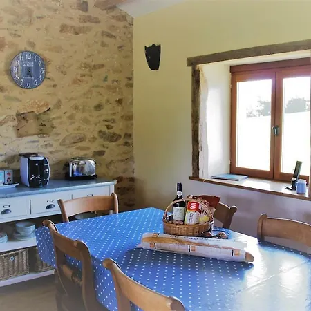 The Gites At Le Tilleul - 2 Independent Gites With Pool, Playpark, Gym, Sauna & Gardens * Le Lindois
