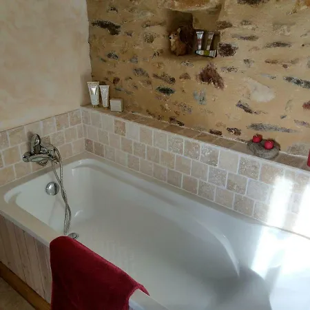 The Gites At Le Tilleul - 2 Independent Gites With Pool, Playpark, Gym, Sauna & Gardens *