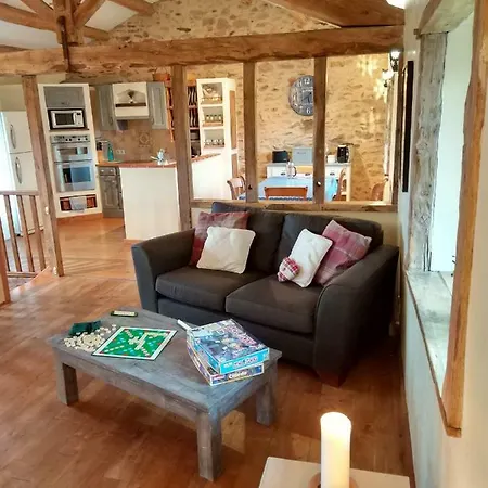 The Gites At Le Tilleul - 2 Independent Gites With Pool, Playpark, Gym, Sauna & Gardens