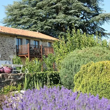 The Gites At Le Tilleul - 2 Independent Gites With Pool, Playpark, Gym, Sauna & Gardens *